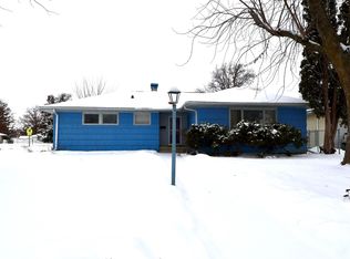 1809 S 3rd St, Marshalltown, IA 50158