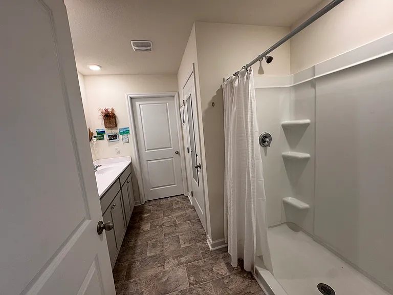 3308 Harmony Ct NE — Photo 12