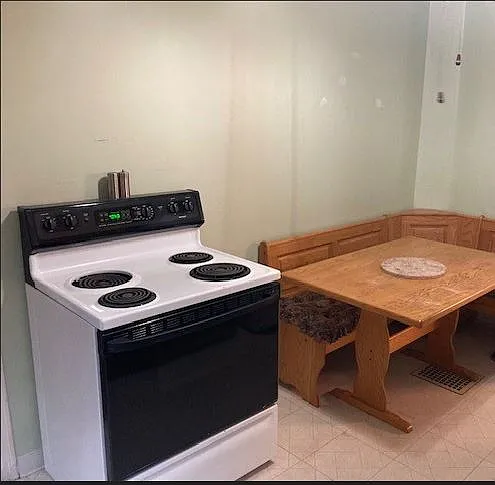 8725 Buffalo Ave #1 — Photo 4