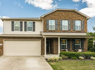 1038 Fulman Rd, Hendersonville, TN 37075