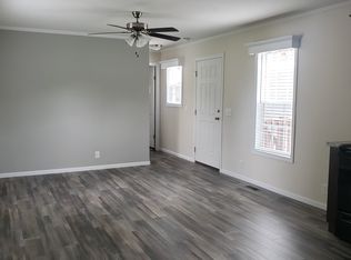 3822 Candlelight Dr, Columbus, IN 47203