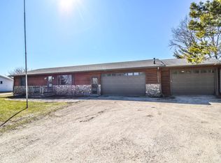 N8062 Lakeshore Dr, Fond Du Lac, WI 54937