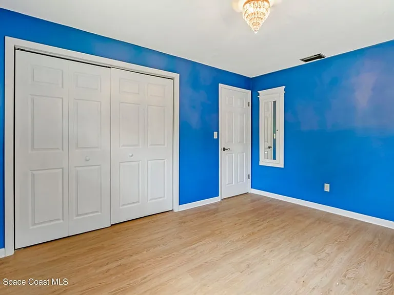 317 Surf Dr — Photo 21