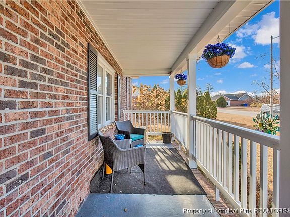 5th image of 6874 Pin Oak Ln