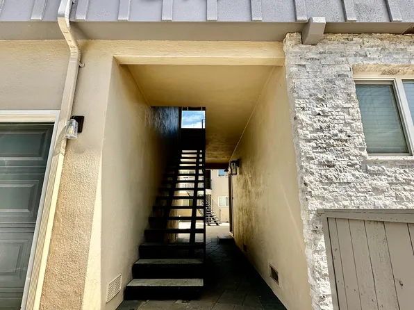 Five 10 Walker, 510 Walker Dr APT 2, Mountain View, CA 94043