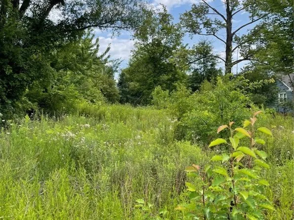 300 N Bissell Rd, Aurora, OH 44202