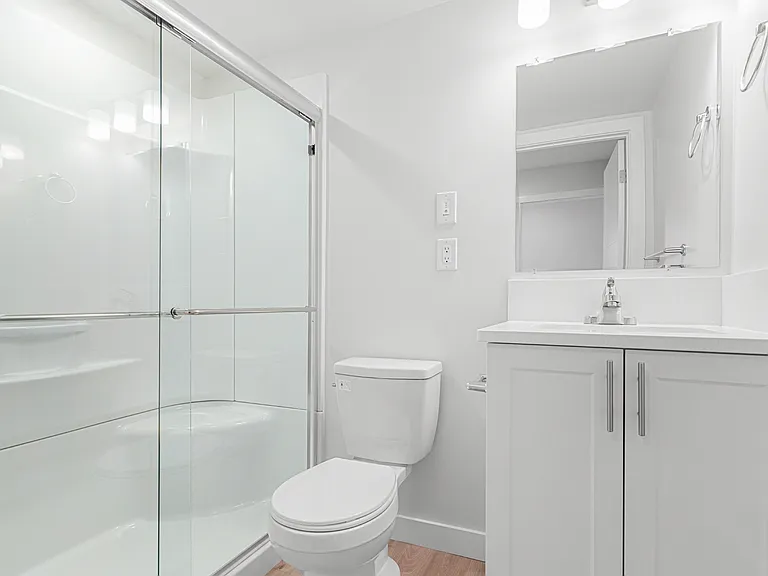 1115 Willowgrove Cres — Photo 15