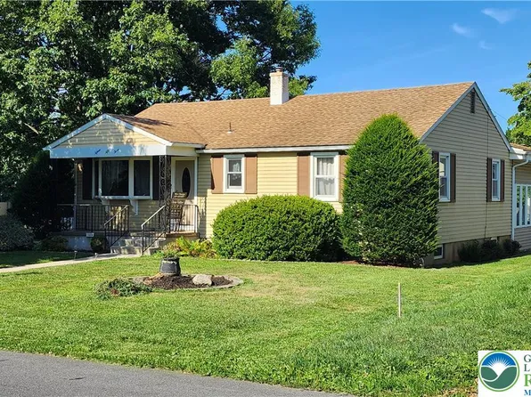 1553 N 26th St, Allentown, PA 18104