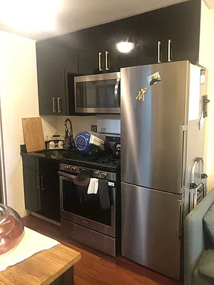 Rented by Dynamik Realty | media 13