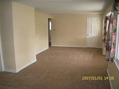 4th image of 4855 Elmwood Dr
