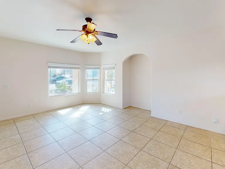 256 Elm Ave — Photo 3