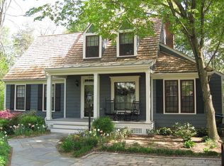 1651 Stowe Rd, Reston, VA 20194