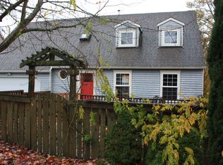 8439 7th Ave SW, Seattle, WA 98106