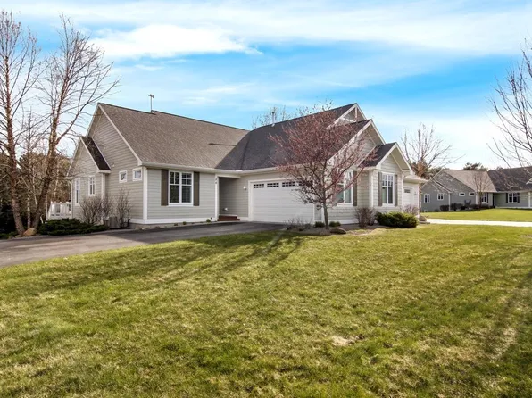 86 Wildwood Meadows Dr, Traverse City, MI 49686