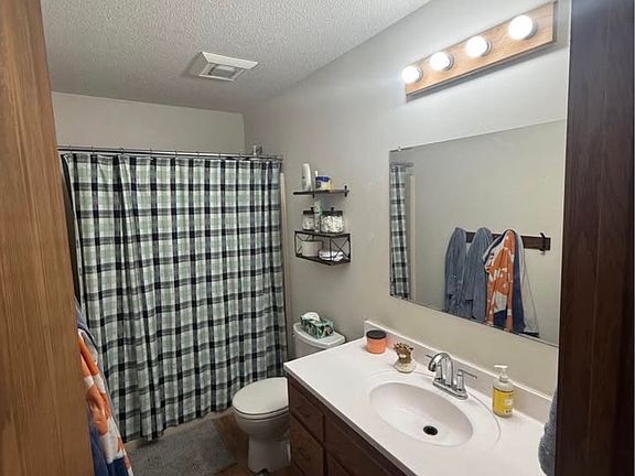 5th image of 305 Washington St #305