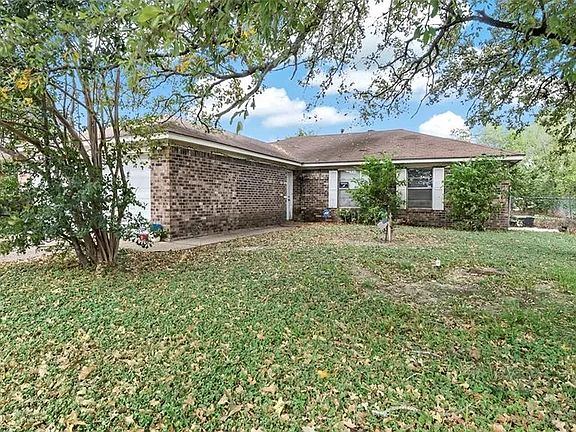 3rd image of 3505 Pecos St