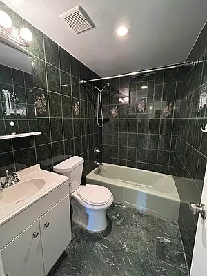 Rented by NY Space Finders Inc. | media 7