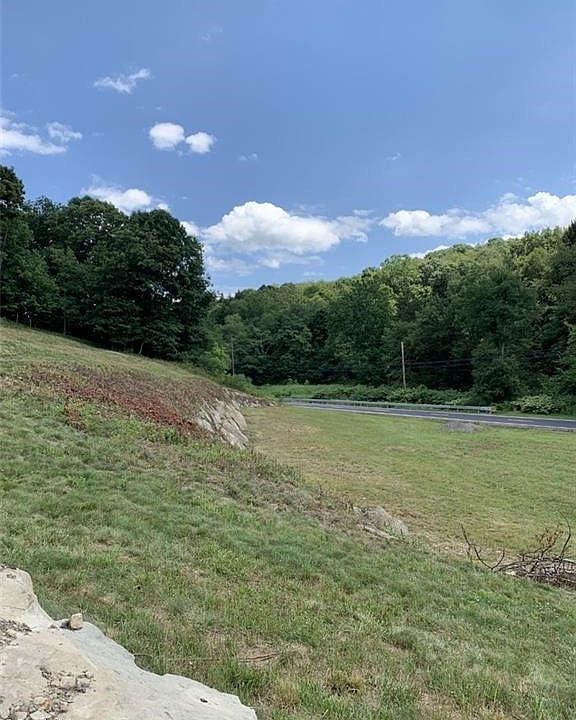 2nd image of Crescent Ln