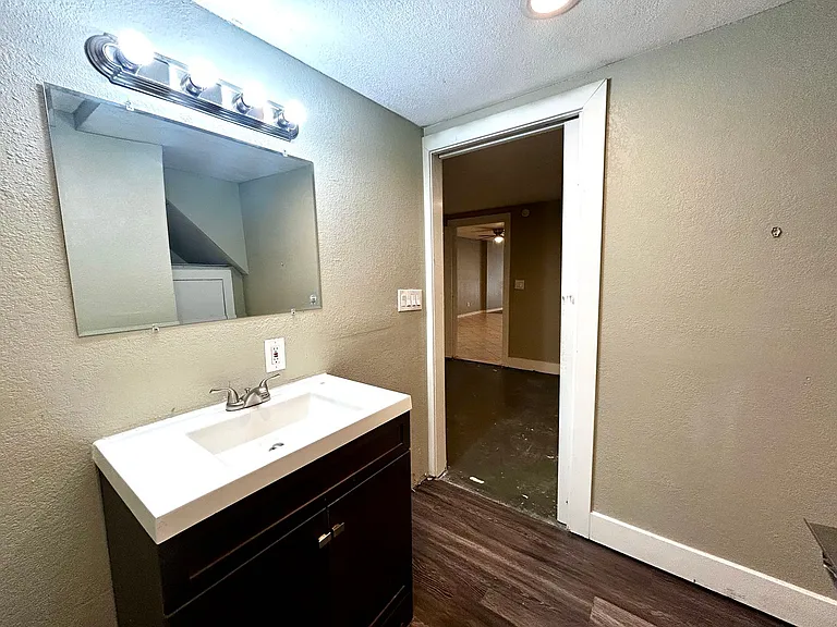 3305 Clawson Rd #C — Photo 36