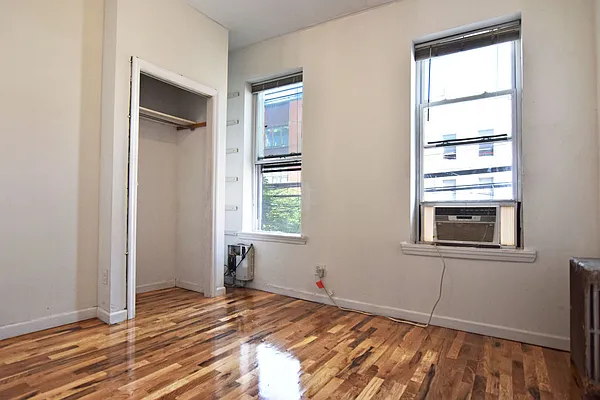 Rented by Bold New York | media 20