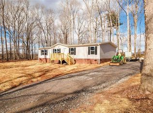 915 Jay Burke Rd, Taylorsville, NC 28681