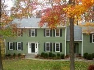 40 Revere Pl, Ridgefield, CT 06877