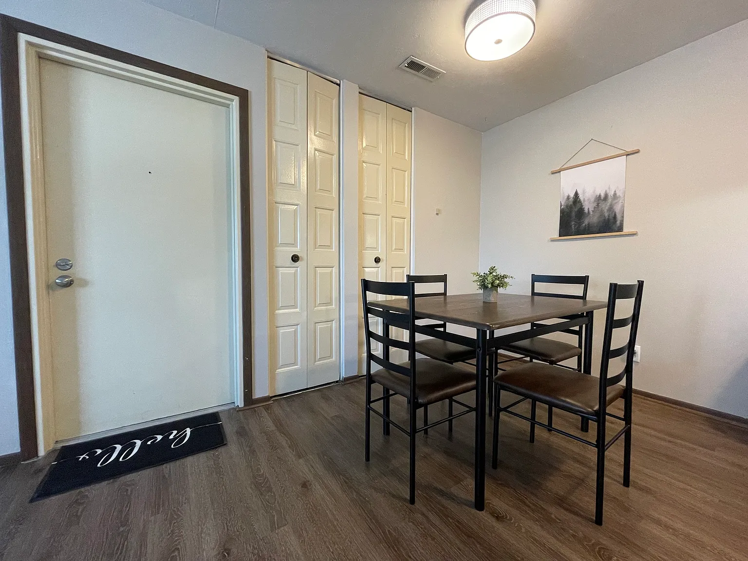 601 Oak Glen Drive — Photo 3