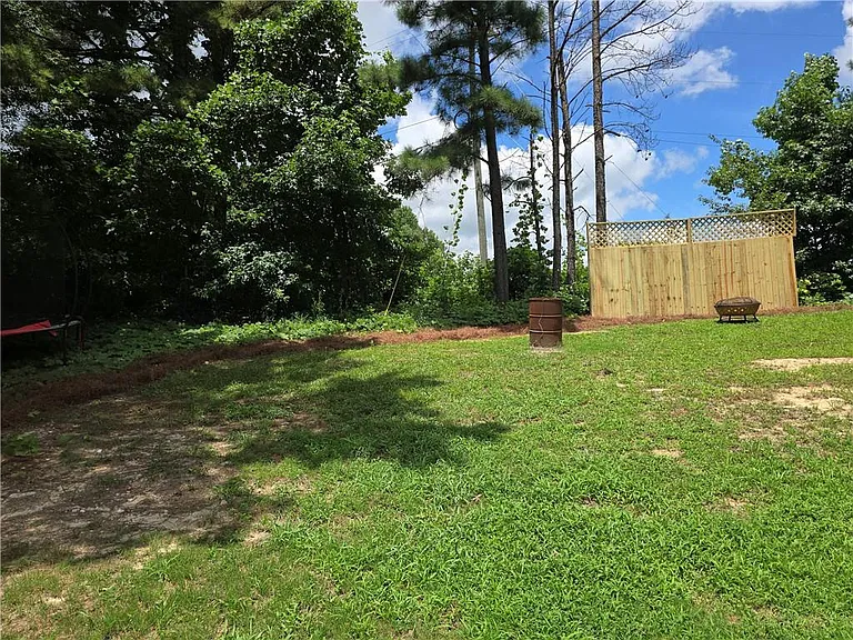 123 Mulberry Dr — Photo 9