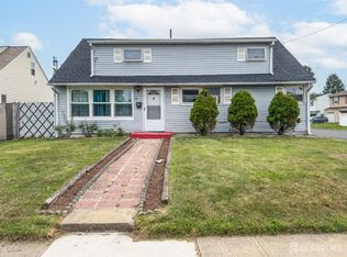 66 Hagaman St, Carteret, NJ 07008
