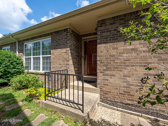 4th image of 3132 Bushmill Park