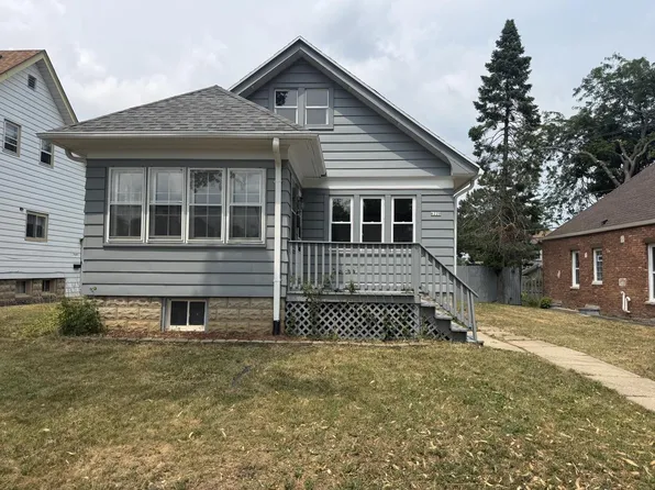 6220 W Girard AVENUE, Milwaukee, WI 53210