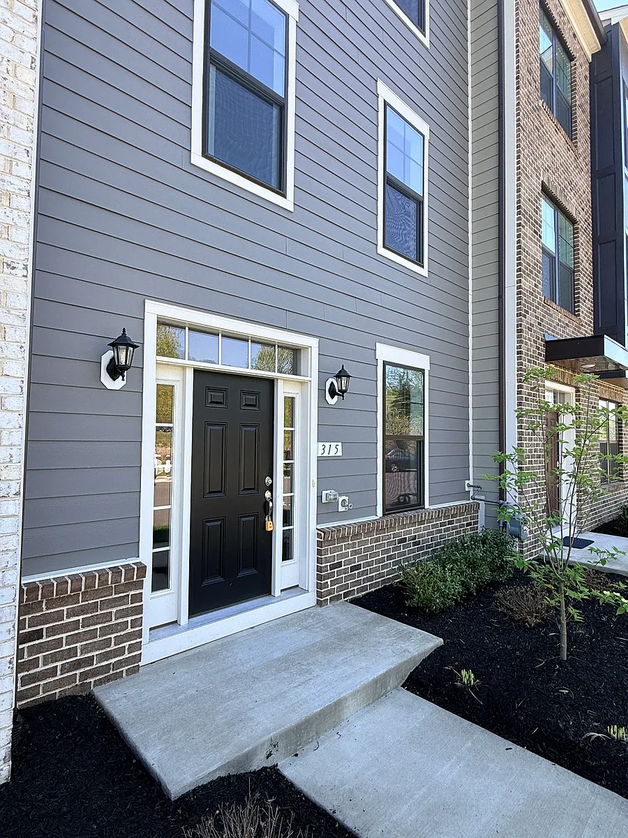 Building Photo - 315 Willis St