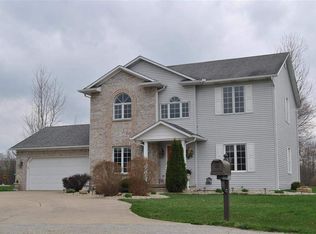 156 Westfield Ln, West Terre Haute, IN 47885