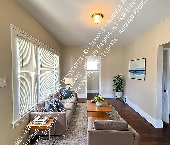 3435 W 44th St #LOWER — Photo 5
