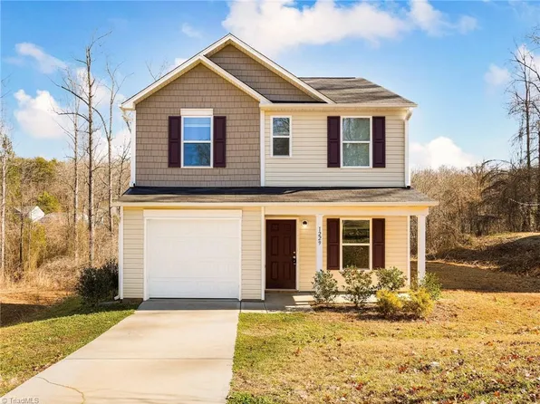 1229 Butler St, Winston Salem, NC 27107