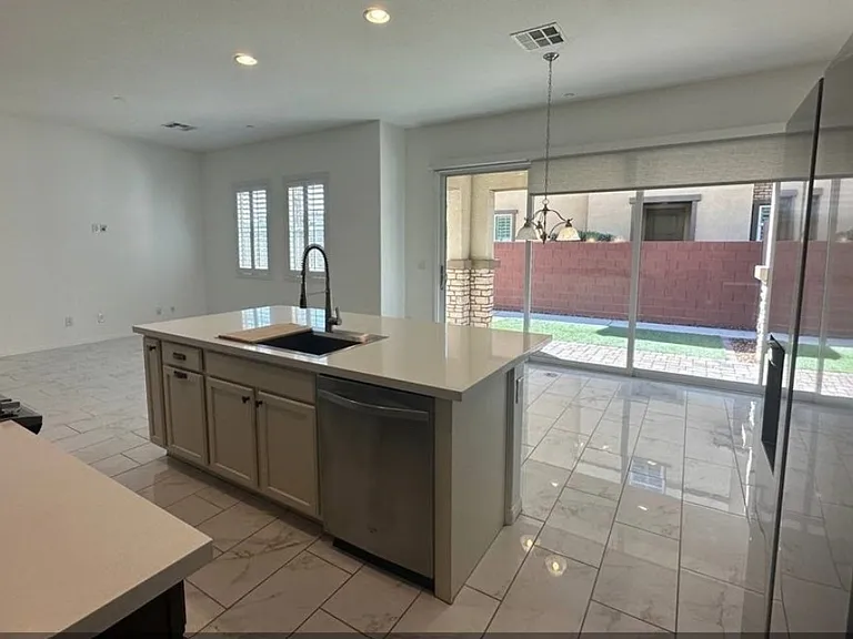 10373 Addie De Mar Ln — Photo 24