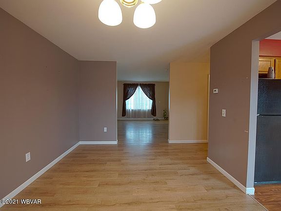 5th image of 30 Remley Ln