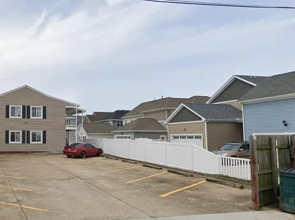 9633 20th Bay St, Norfolk, VA 23518