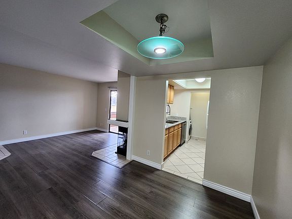 4th image of 6870 S Countrywoods Cir APT 24A