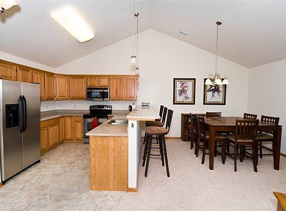 5th image of 1812 N 176th Ct