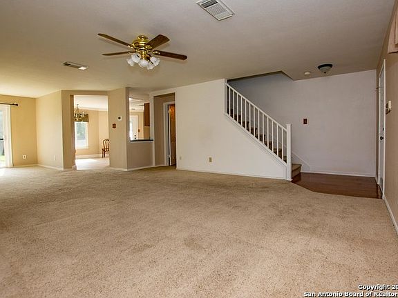 3rd image of 16126 Walnut Creek Dr