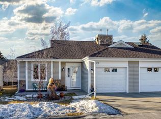 321 E De Foras Close NW, High River, AB T1V 1R2