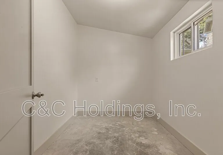 4541 E 32nd Pl — Photo 40