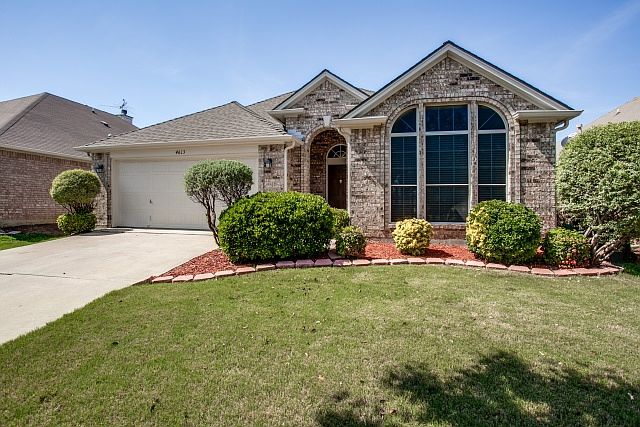 1st image of 4613 Parkview Ln