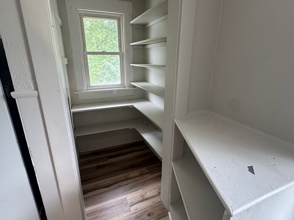 1st image of 130 Stanton St #2