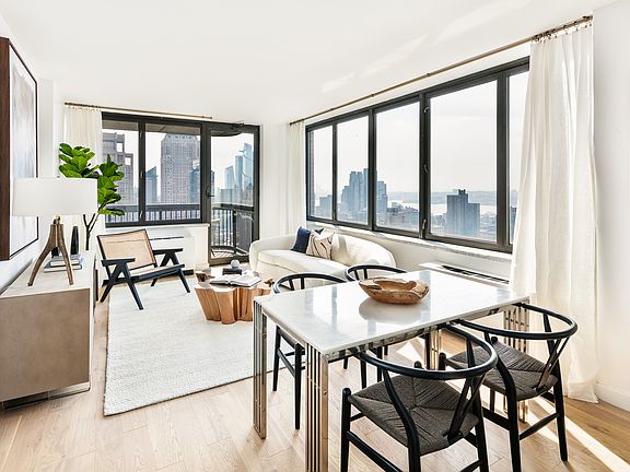 3rd image of 235 W 56th St APT 10D