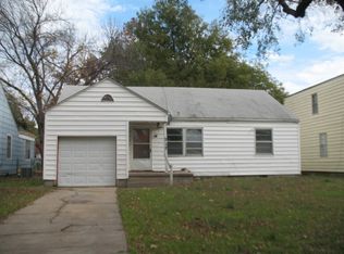 217 N Peachtree St, Ponca City, OK 74601