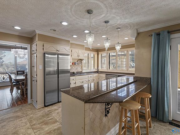 5th image of 3406 Vestavia Cir