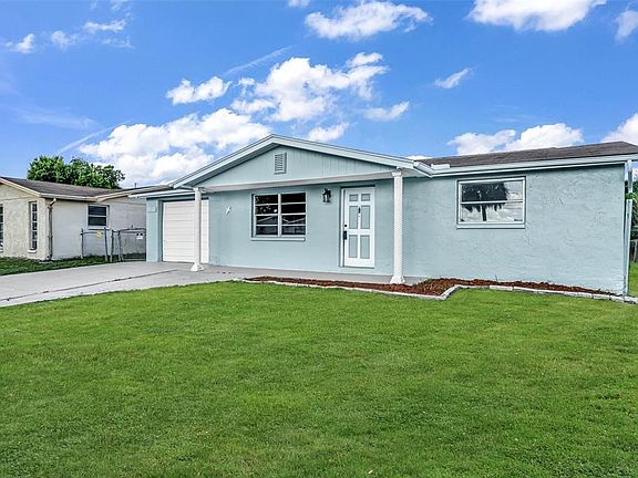 3rd image of 9803 Richwood Ln