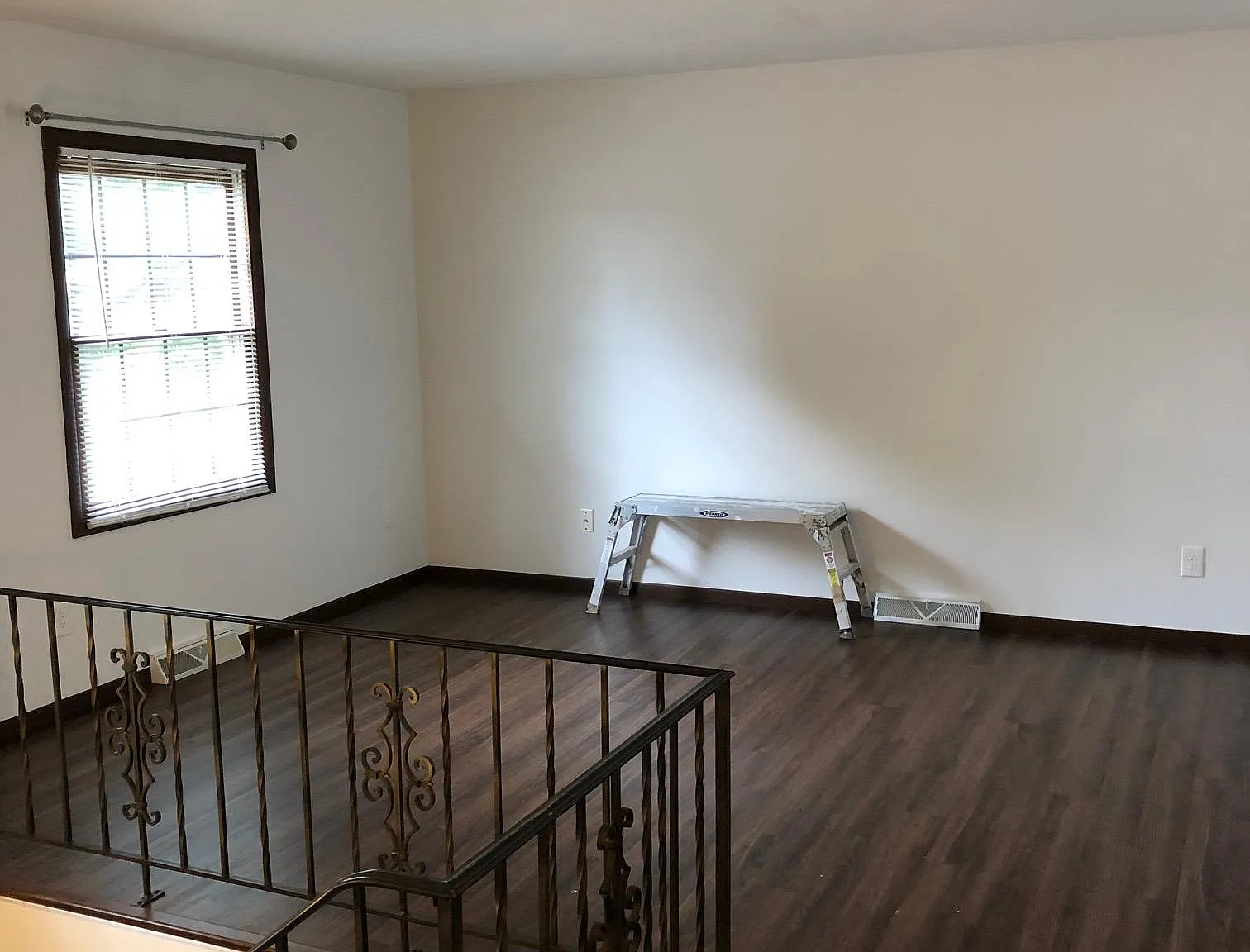 3 bed, 1.5 bath, 1440 sqft, $1,750 — Photo 1